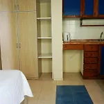 Hostal Marigold *