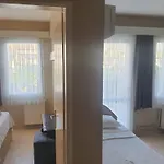 Marigold Hostal