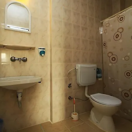 Marigold Hostel *