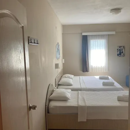 Hostel Marigold Çeşme