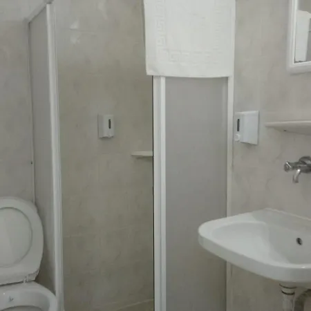 Marigold Hostel *